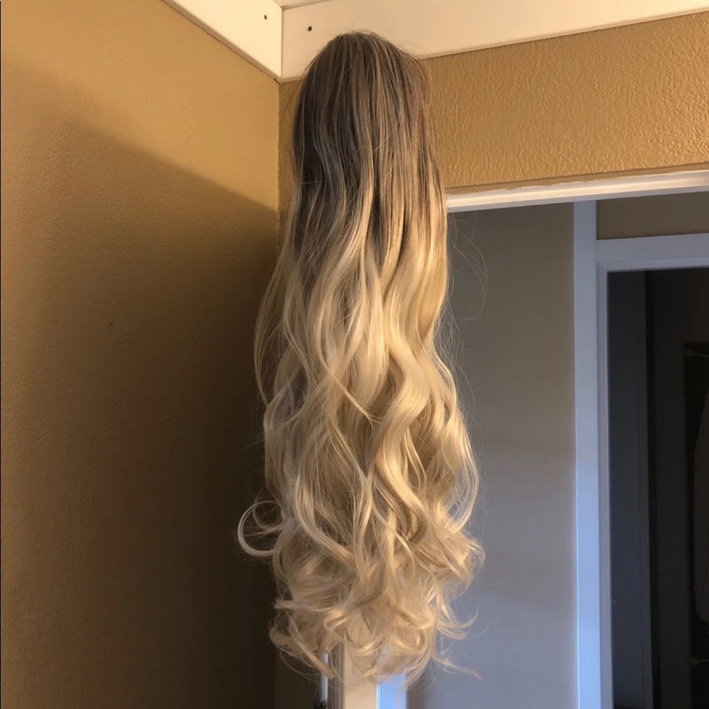Ombré LONG synthetic wig new